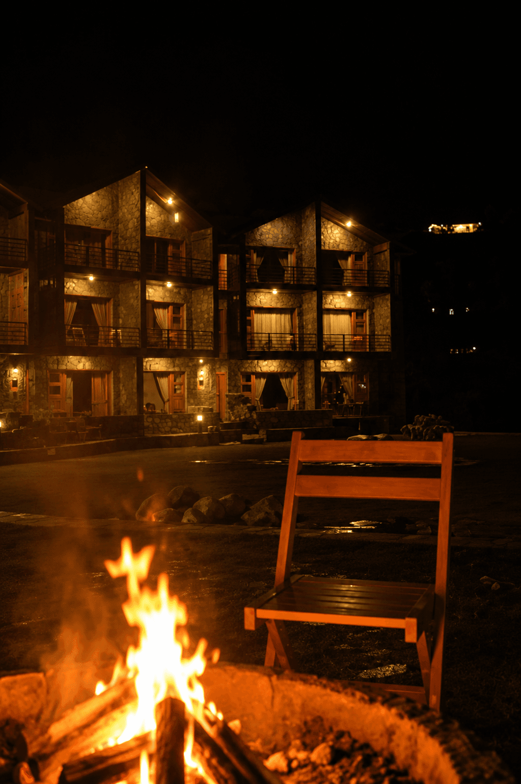 Bonfire evening experience at Greystone Lodge Kalam